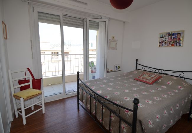 Apartamento en Niza - PHOENIX - Appartement 4 personnes terrasse, parkin