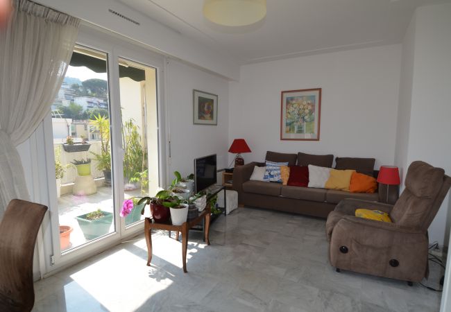 Apartamento en Niza - PHOENIX - Appartement 4 personnes terrasse, parkin